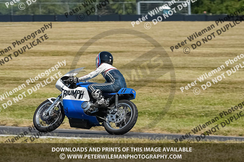 cadwell park;cadwell park photographs;cadwell trackday photographs;enduro digital images;event digital images;eventdigitalimages;peter wileman photography;racing digital images;trackday digital images;trackday photos